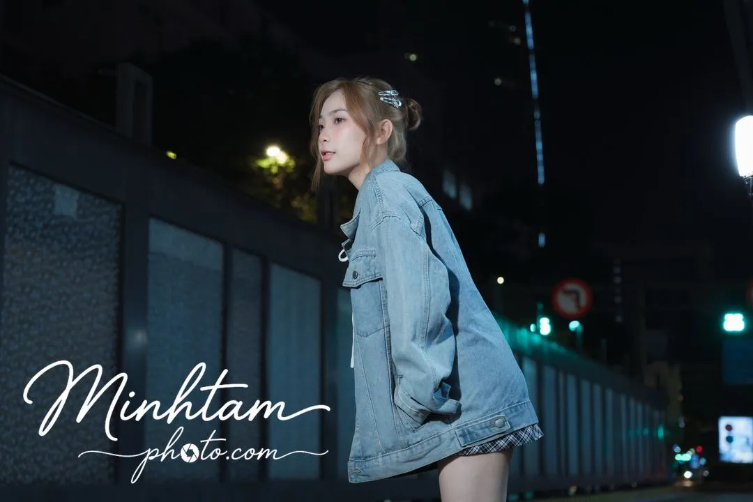 Chụp đêm tại trạm xe buýt Hàm Nghi