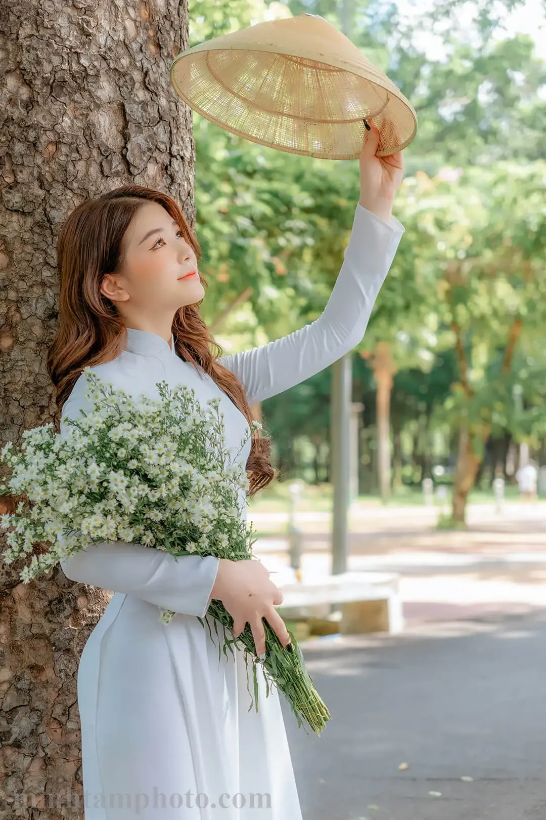 Áo Dài Trắng &#038; Hoa &#8211; Công Viên Gia Định