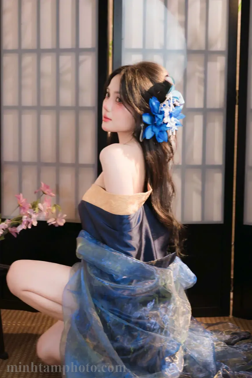 Chụp Cổ Trang &#8211; Cafe Lặng