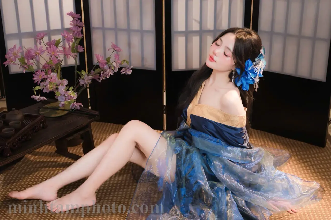 Chụp Cổ Trang &#8211; Cafe Lặng