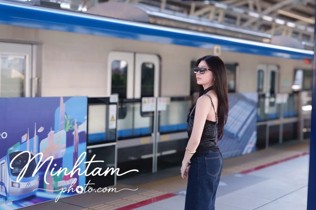 Hướng Dẫn Tạo Dáng Chụp Ảnh Ở Metro: 10+ Tư Thế Đẹp Tự Nhiên Cho Nữ